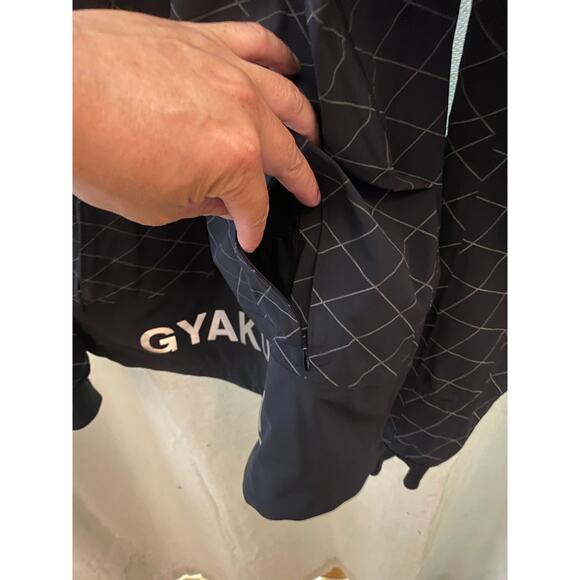Nike x Undercover Gyakusou Hooded Jacket m large - Picture 16 of 16